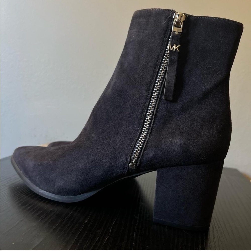 NWT Michael Kors Navy Blue Suede Heeled Ankle Boots